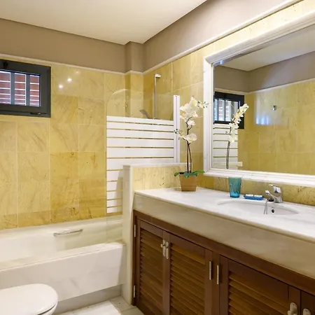 Hipoclub Villas, Rosa Villa